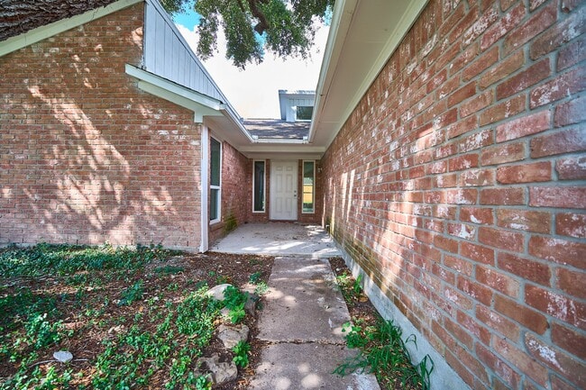 property at 7214 Westbranch Dr