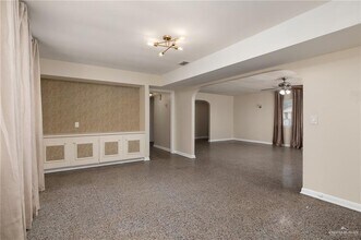 13 S 15th St in McAllen, TX - Building Photo - Building Photo