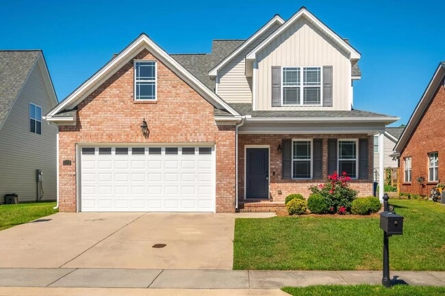 property at 925 Dearborn Ct
