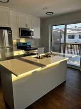 801 Glenroy Gilbert Dr in Ottawa, ON - Building Photo - Building Photo