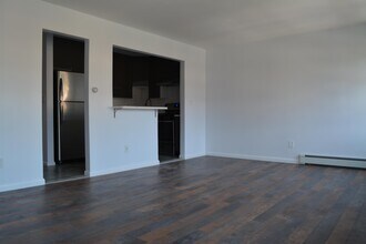 3503 New York Ave-Unit -2 in Union City, NJ - Building Photo - Building Photo