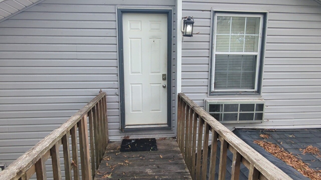310 Blackburn St in York, SC - Building Photo
