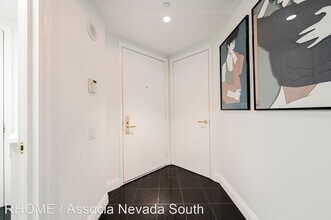 2877 Paradise Rd-Unit -#1004 in Las Vegas, NV - Foto de edificio - Building Photo