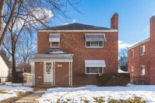 364 S Chase Ave in Columbus, OH - Building Photo