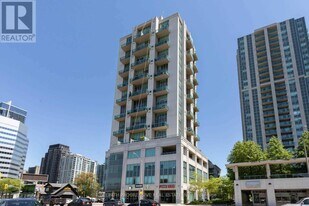 1 Avondale Ave in Toronto, ON - Building Photo