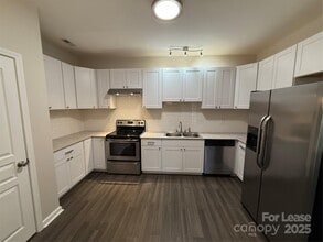 11613 Truan Ln in Cornelius, NC - Building Photo - Building Photo