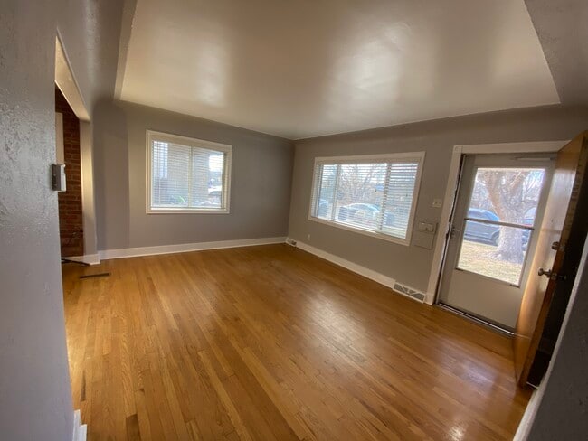 4858 Benton St in Denver, CO - Building Photo - Building Photo