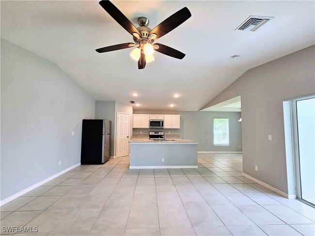 1426 NE 34th St in Cape Coral, FL - Building Photo - Building Photo
