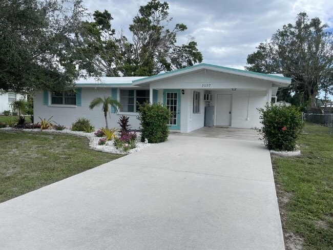 2027 Georgia Ave in Englewood, FL - Building Photo - Building Photo