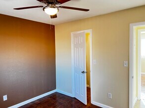 21917 Dracaea Ave, Unit #3 in Moreno Valley, CA - Building Photo - Building Photo