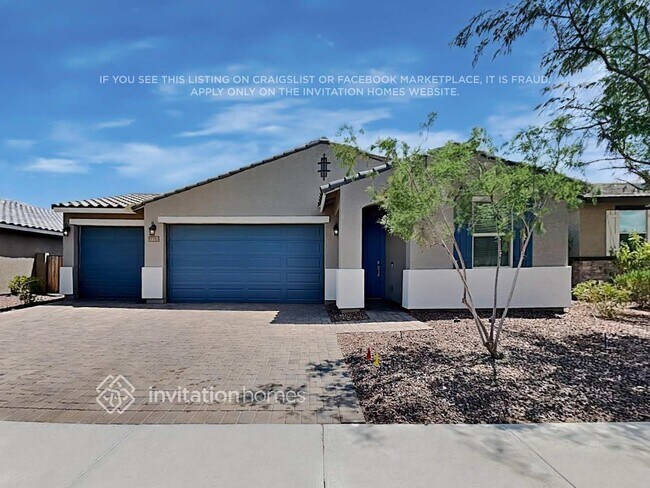 property at 17705 W Pinnacle Vista Dr