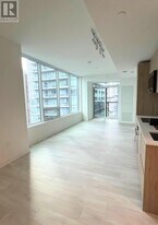 117 Broadway Ave in Toronto, ON - Building Photo