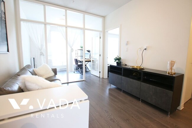 138 E Hastings St in Vancouver, BC - Building Photo - Building Photo