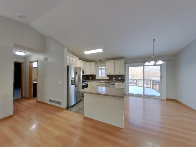 3967 156th St W in Rosemount, MN - Building Photo - Building Photo