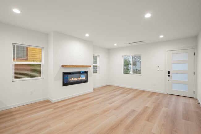 110 NW 83rd St in Seattle, WA - Building Photo - Building Photo