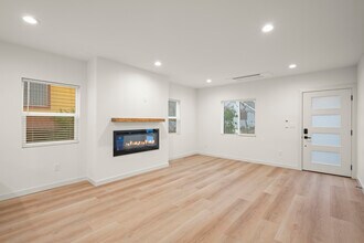 110 NW 83rd St in Seattle, WA - Building Photo - Building Photo