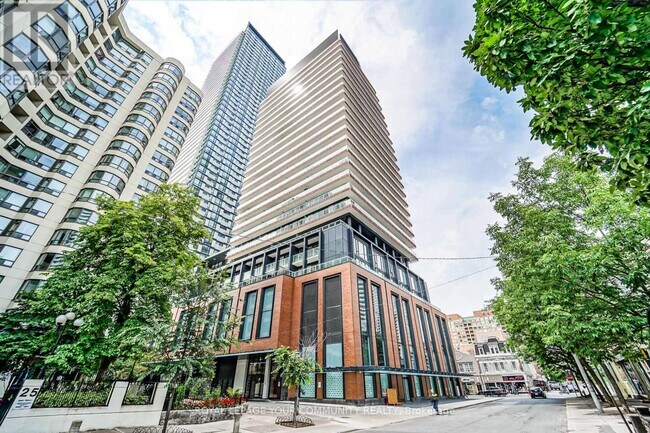 property at 18-718 Maitland Terrace