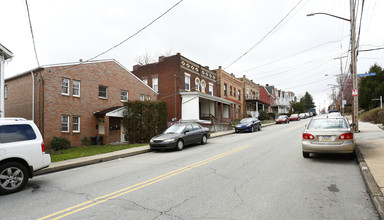 786 Hazelwood Ave in Pittsburgh, PA - Building Photo - Building Photo