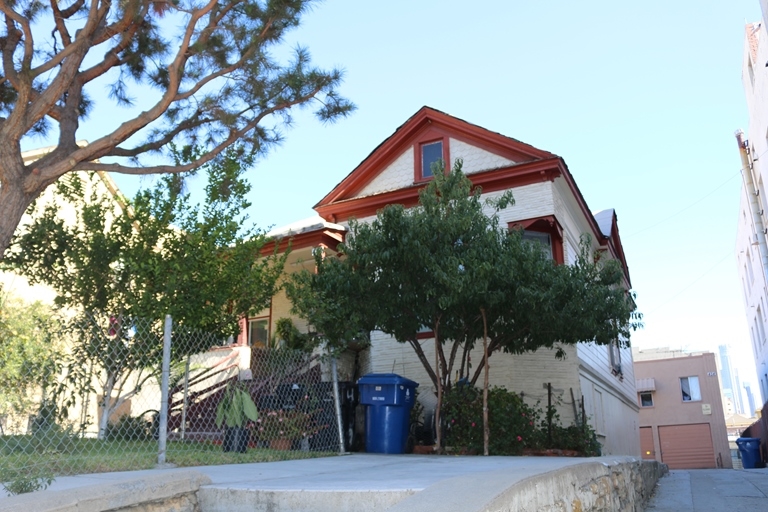 452 S Bonnie Brae St in Los Angeles, CA - Foto de edificio