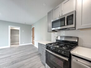 378 Hazel Ave in Glencoe, IL - Building Photo - Building Photo