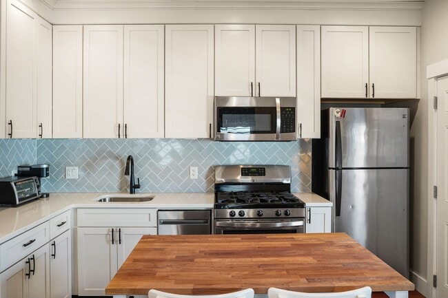 596 E 2nd St in Boston, MA - Building Photo - Building Photo