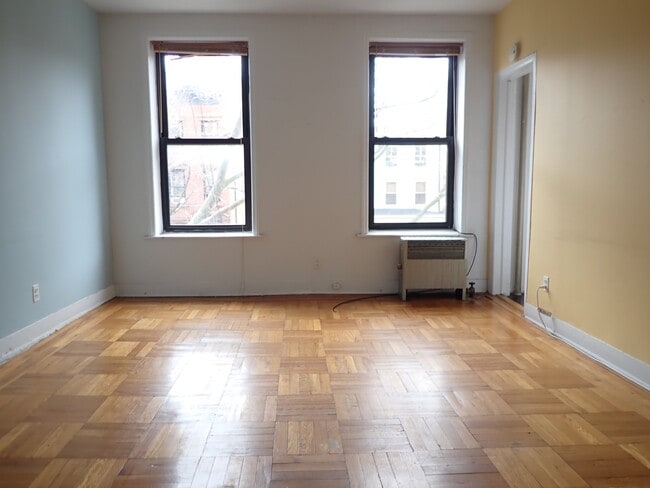 property at 99 S Oxford St