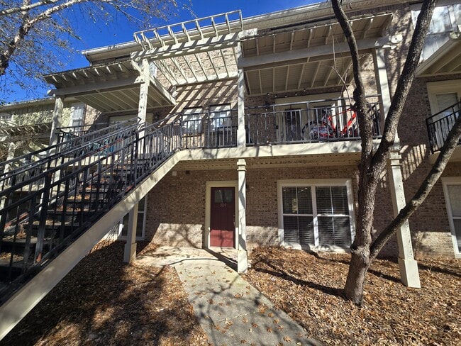 property at 490 S Barnett Shoals Rd
