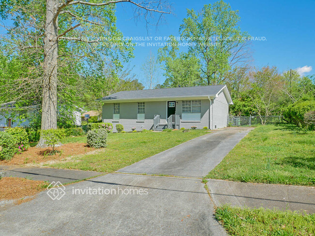 property at 4085 Brewer Dr SW