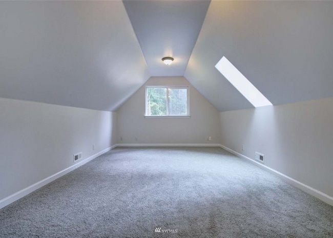 property at 2 Rosebud Pl