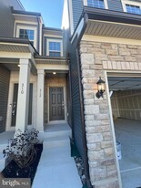 312 Milton Stamp Dr in Glen Mills, PA - Building Photo