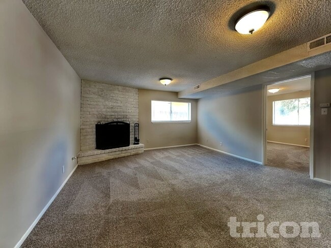 1270 Kings Row in Reno, NV - Building Photo - Building Photo