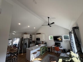 5918 Carl Pl in Nashville, TN - Building Photo - Building Photo