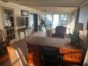 500 Robin Ln in Wildwood, FL - Building Photo - Building Photo