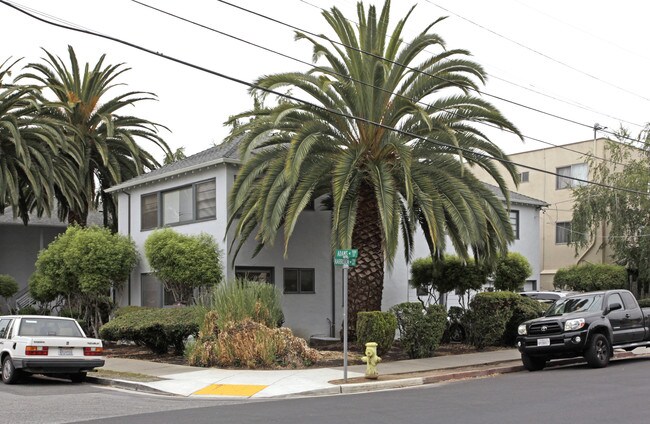 508 Adams St in Redwood City, CA - Foto de edificio - Building Photo