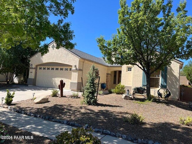 property at 1022 Cloud Cliff Pass