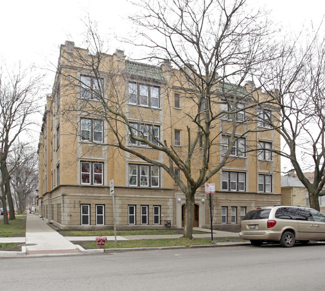 6253 N Rockwell St in Chicago, IL - Foto de edificio - Building Photo