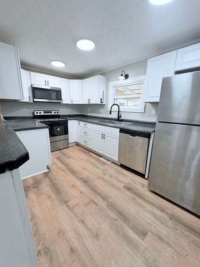 3000 High St in Brice, OH - Building Photo - Building Photo