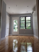 220 Himrod St in Brooklyn, NY - Building Photo - Floor Plan