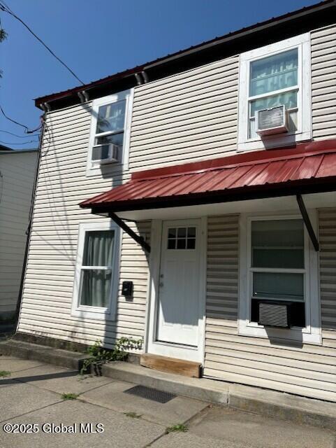 property at 53 Franklin St