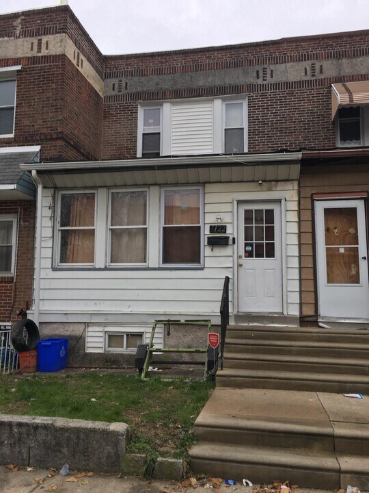 71 Theodore St in Philadelphia, PA - Building Photo
