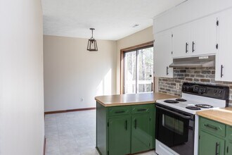 2192 NC-126 in Morganton, NC - Building Photo - Building Photo
