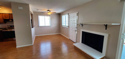 331 Sundance Cir N, Unit D804 in Fort Collins, CO - Foto de edificio - Building Photo