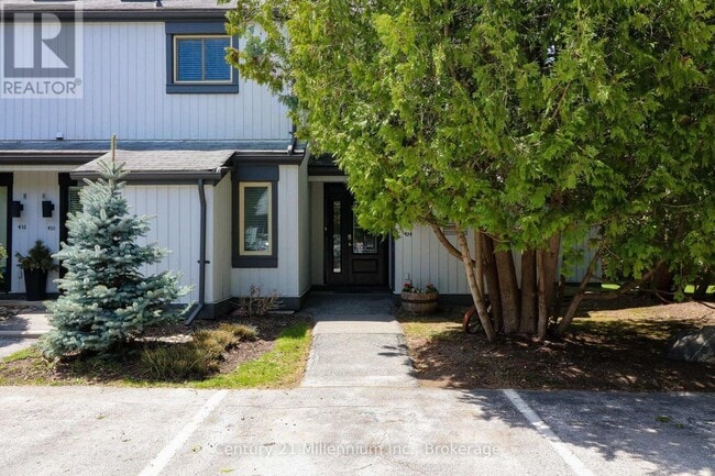 property at 434 Oxbow Crescent