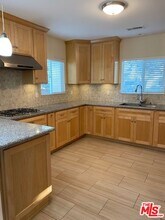 10937 Fairbanks Way in Culver City, CA - Building Photo - Building Photo