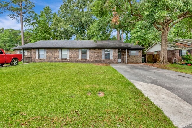 property at 103 Woodduck Dr