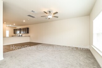 508 A D Crain St in Venus, TX - Building Photo - Building Photo