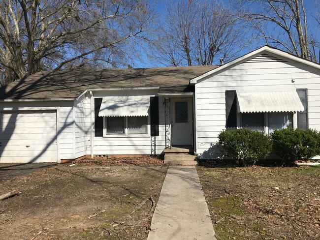 property at 3214 Broadway Blvd