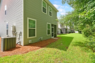 229 Larissa Dr in Charleston, SC - Foto de edificio - Building Photo