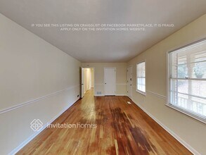 1628 Old Conyers Rd in Stockbridge, GA - Foto de edificio - Building Photo