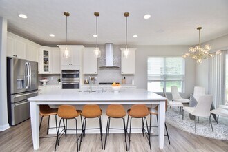 7164 Glenvalley Dr in Cincinnati, OH - Building Photo - Building Photo